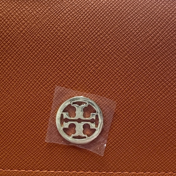 Tory Burch Amber Sunglasses - Picture 2 of 7